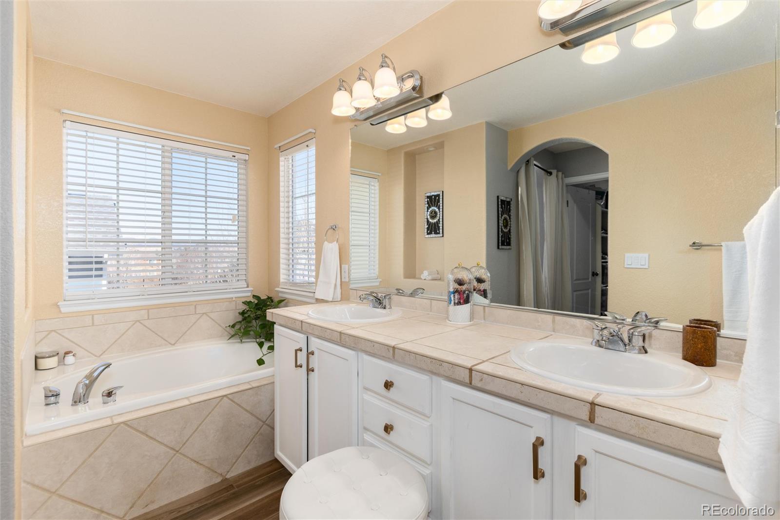 2669 Westgate Avenue Highlands Ranch CO 80126