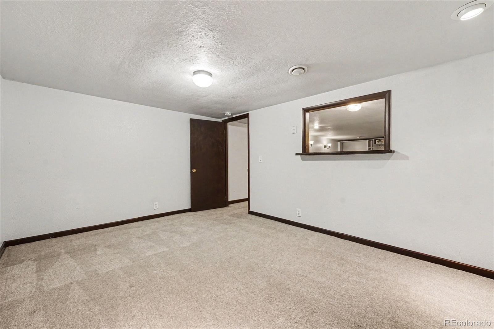 6134 Queen Court Arvada CO 80004