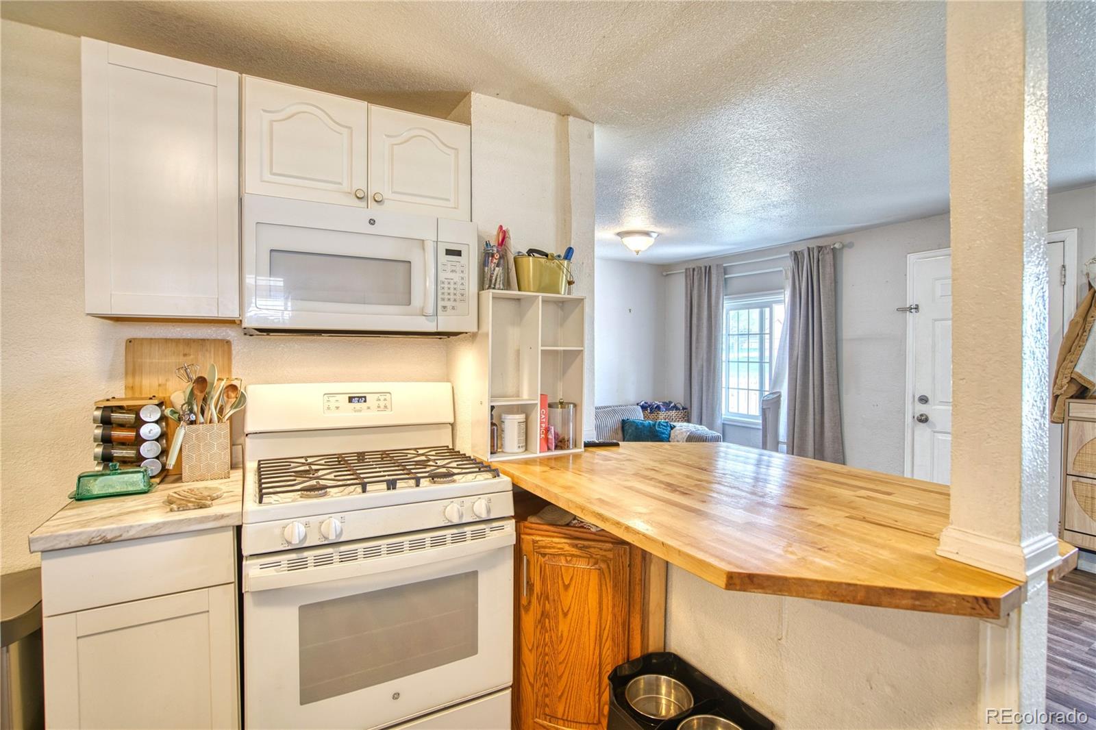 246 Todd Avenue La Salle CO 80645