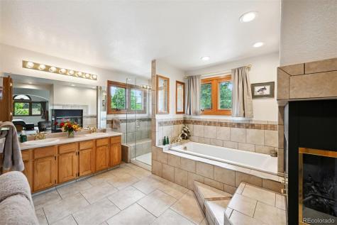 2421 S Zinnia Way Denver CO 80228