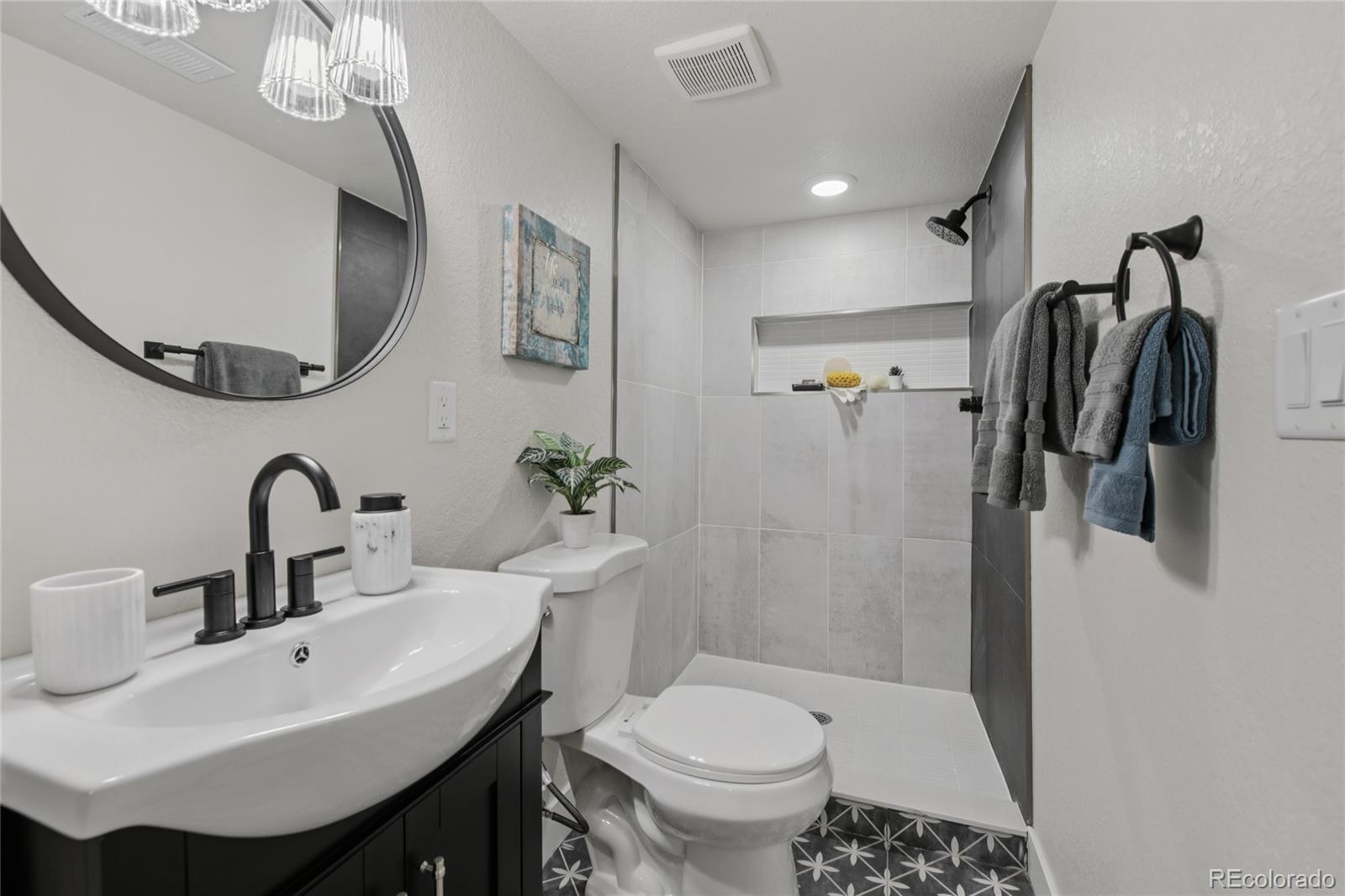 2342 Dexter Street Denver CO 80207
