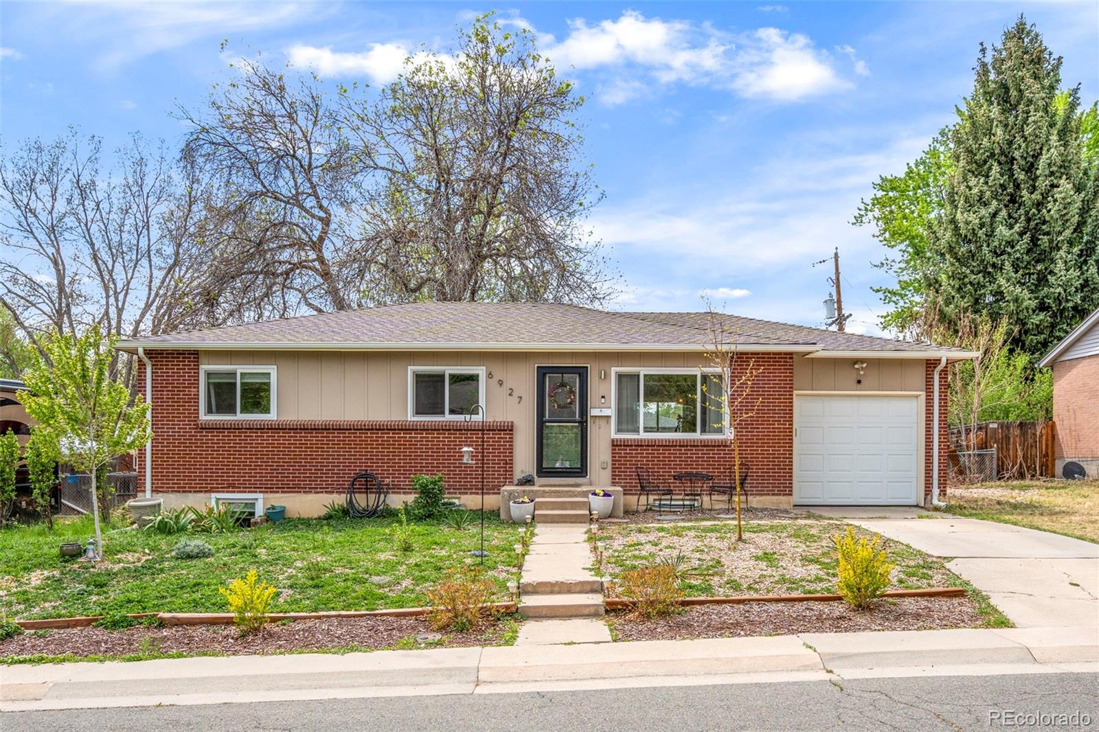 6927 Newcombe Street Arvada CO 80004