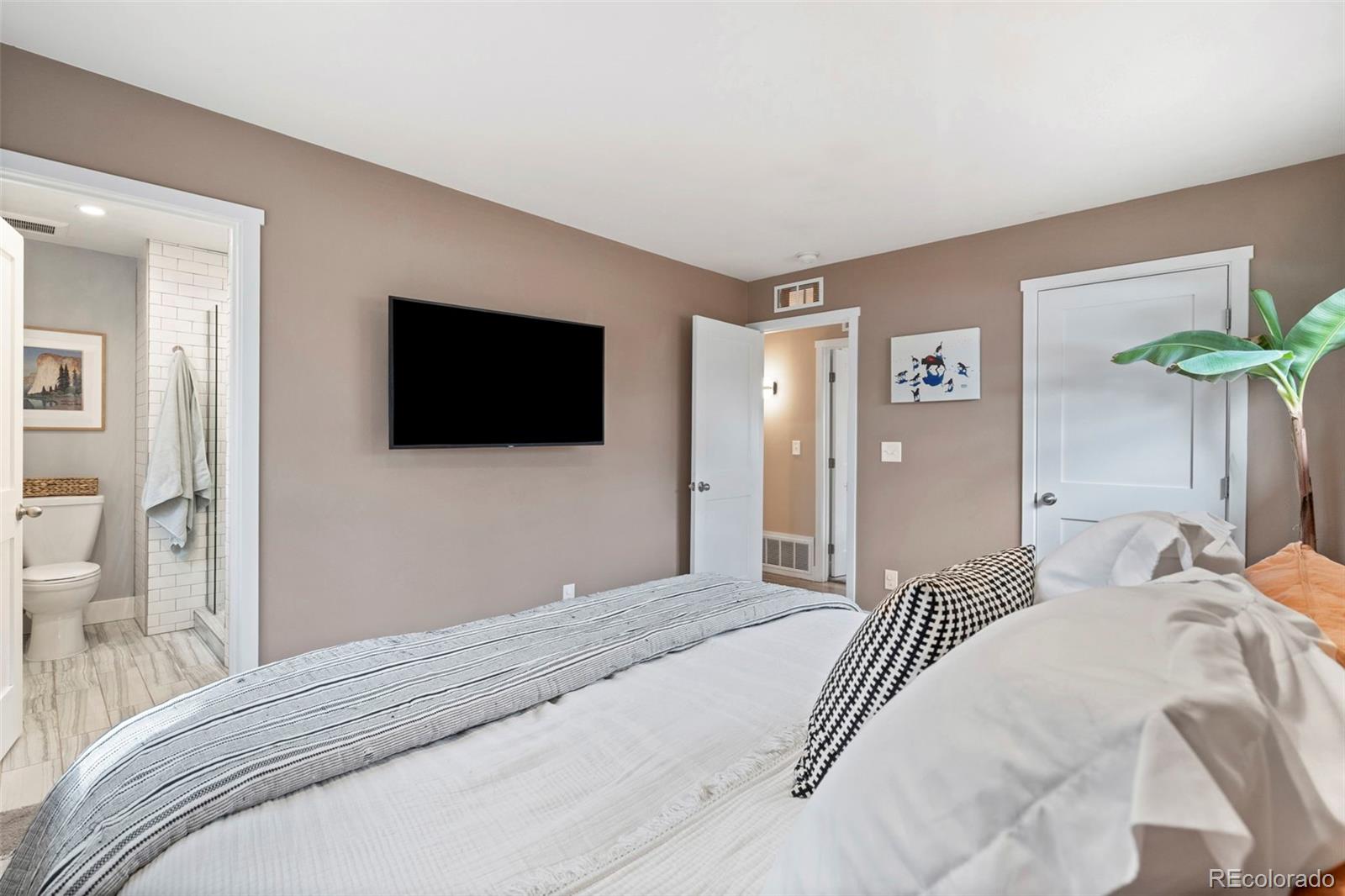 6927 Newcombe Street Arvada CO 80004