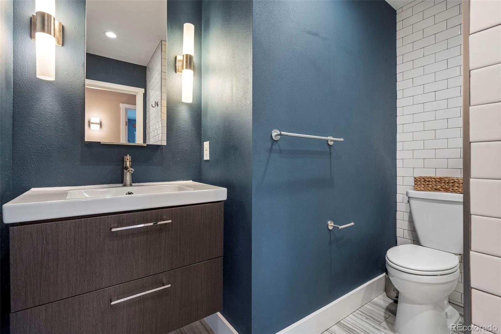 6927 Newcombe Street Arvada CO 80004