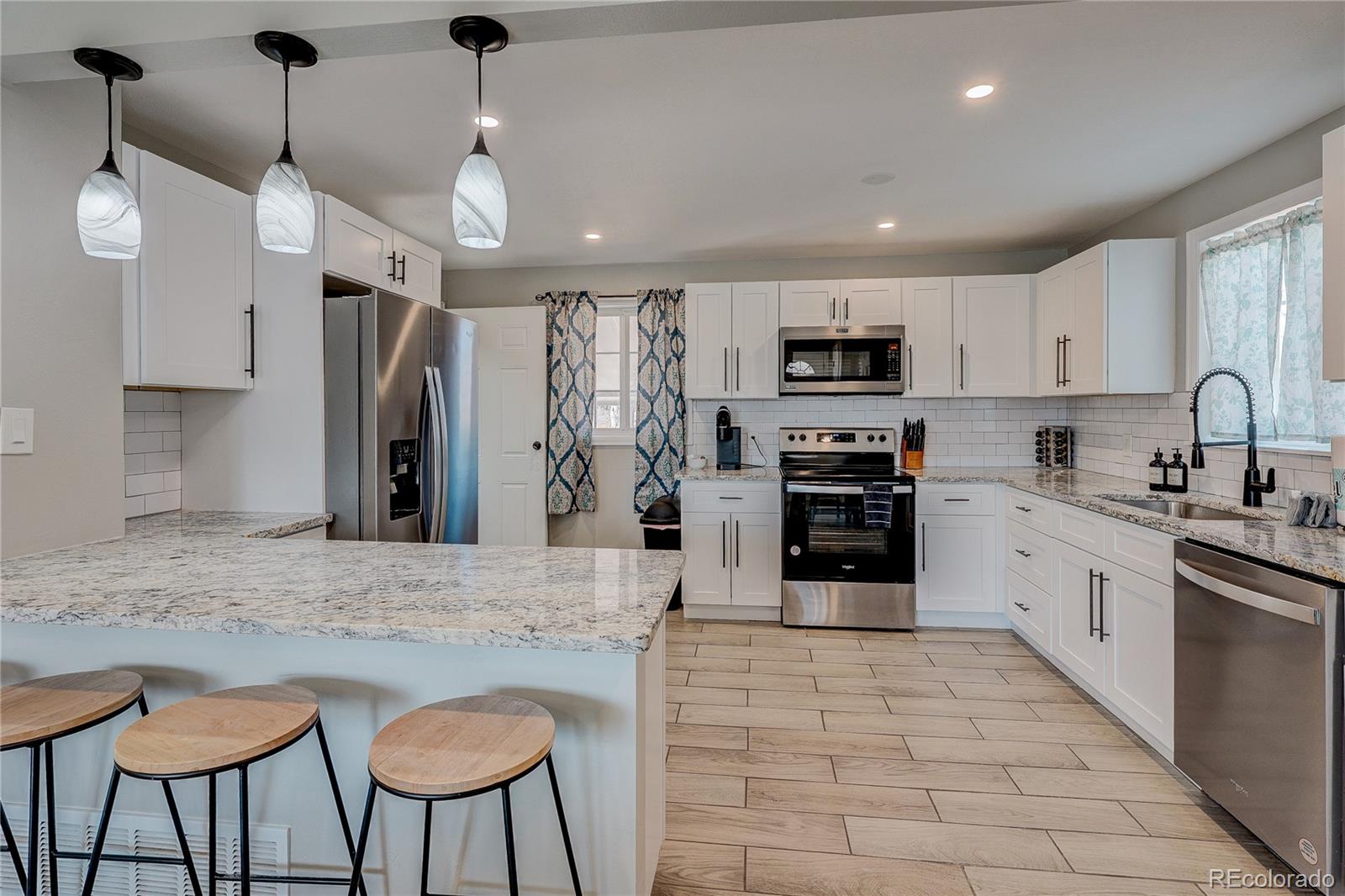 6733 S Ash Way Centennial CO 80122