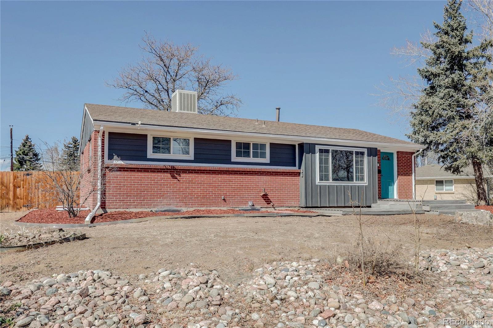 6733 S Ash Way Centennial CO 80122