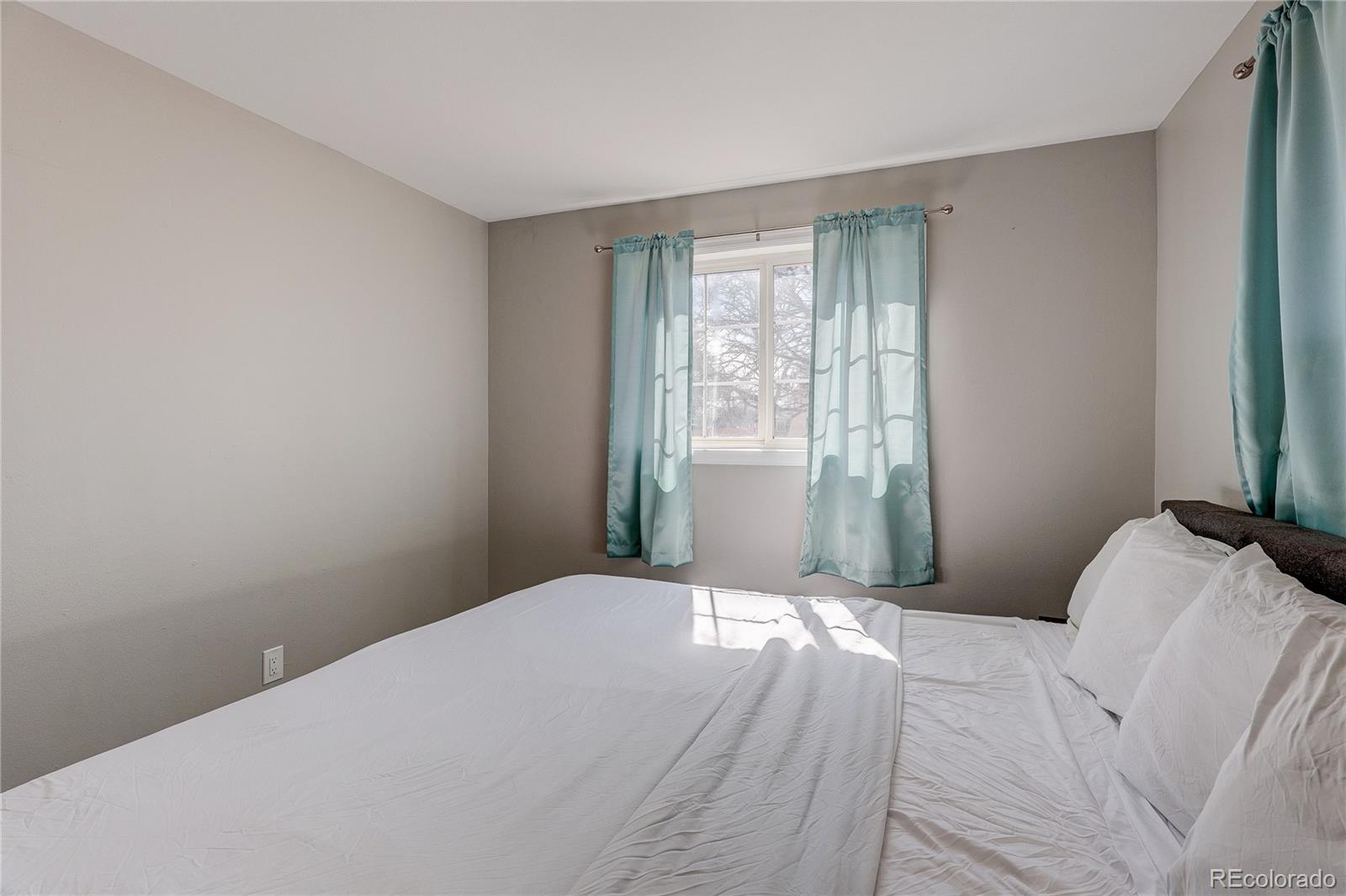 6733 S Ash Way Centennial CO 80122