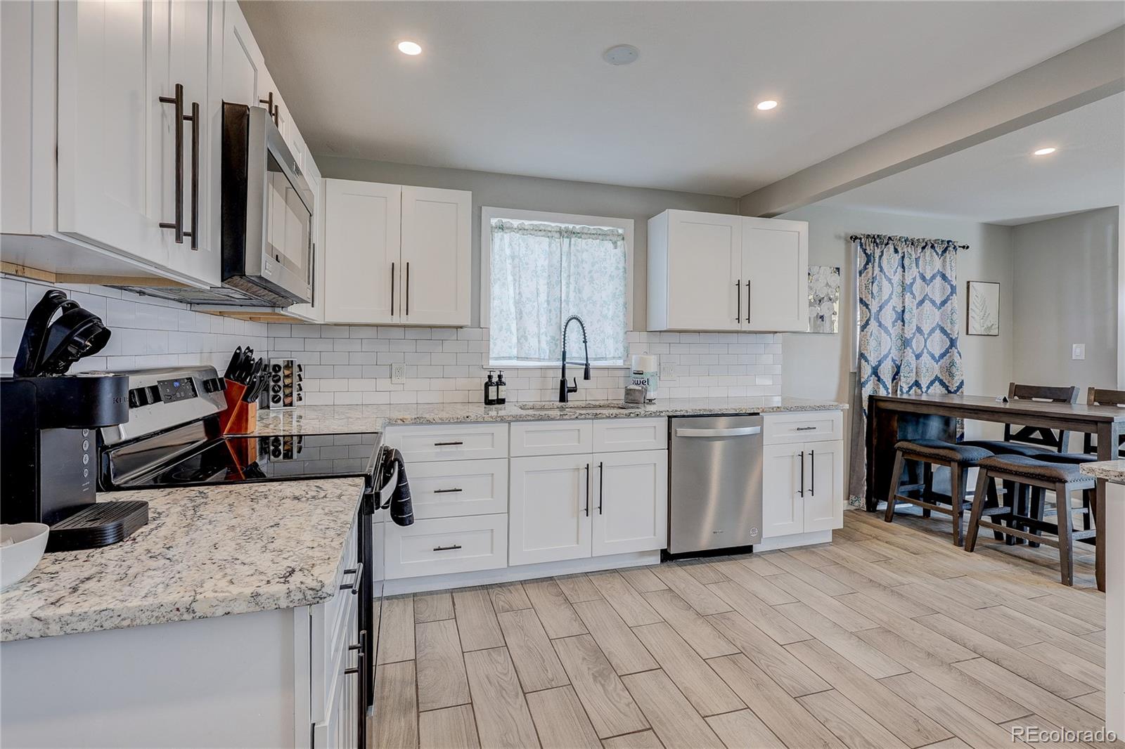 6733 S Ash Way Centennial CO 80122