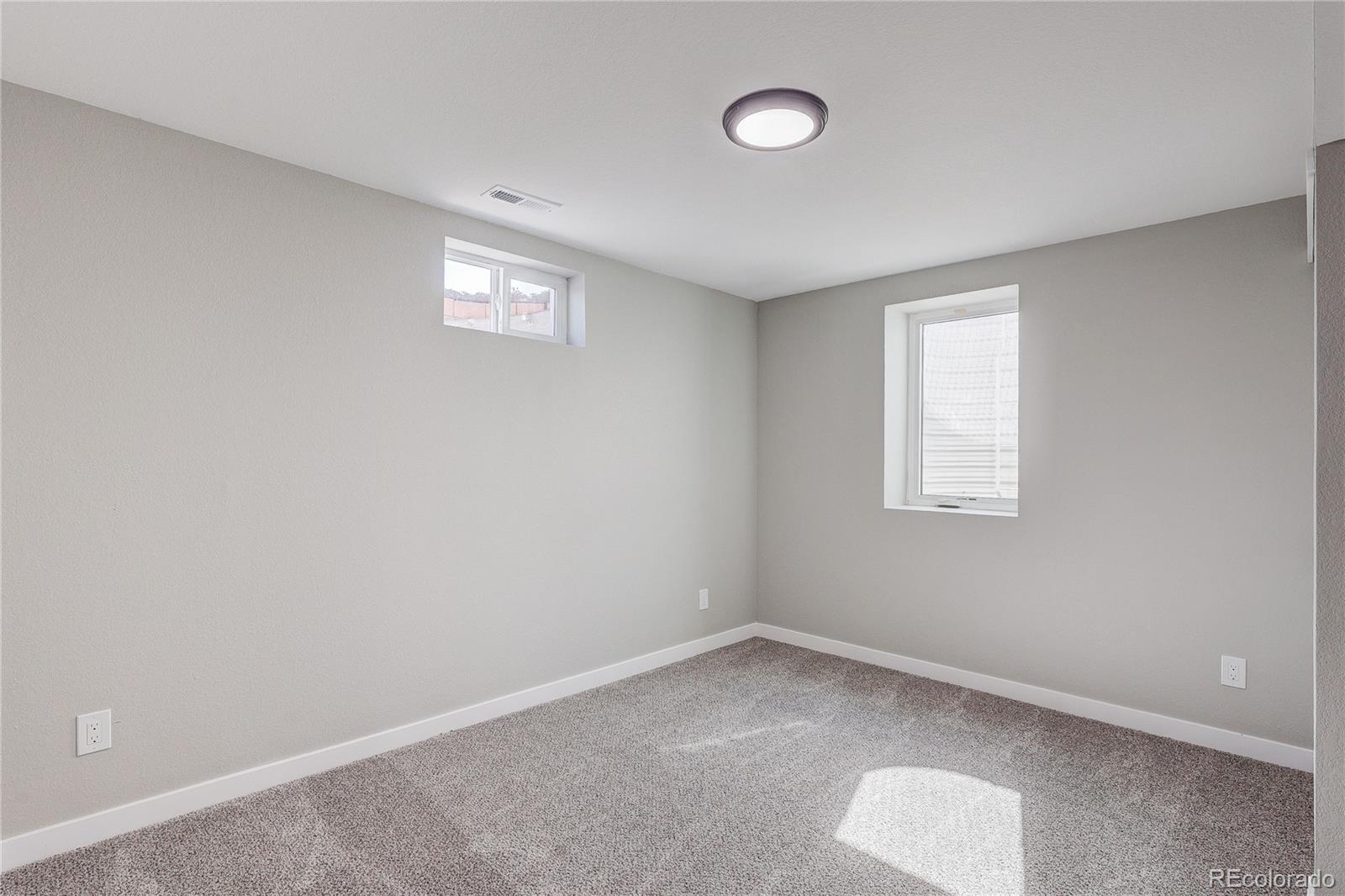 6733 S Ash Way Centennial CO 80122