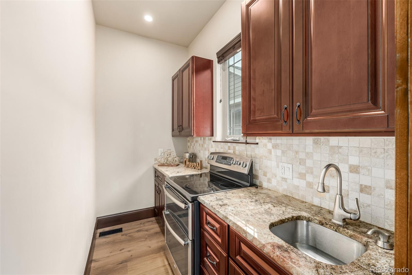 8159 Vivian Street Arvada CO 80005