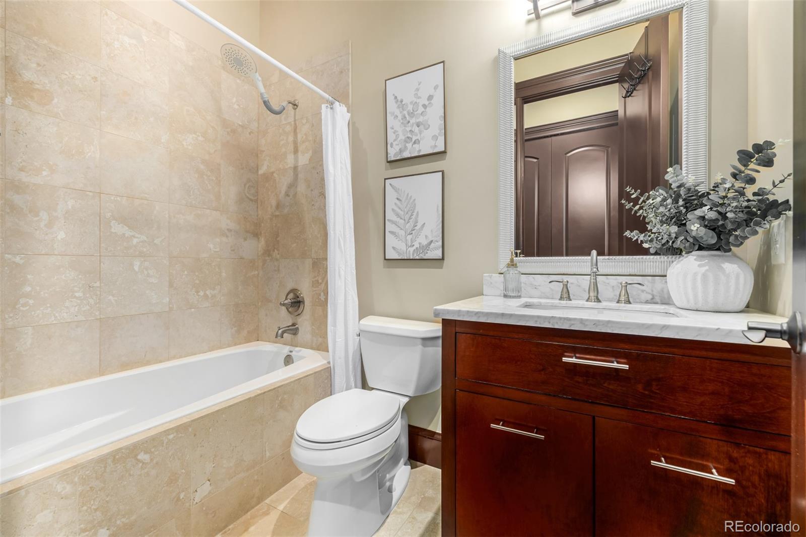 8159 Vivian Street Arvada CO 80005