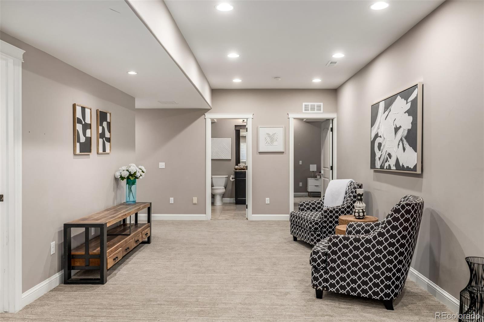 8159 Vivian Street Arvada CO 80005