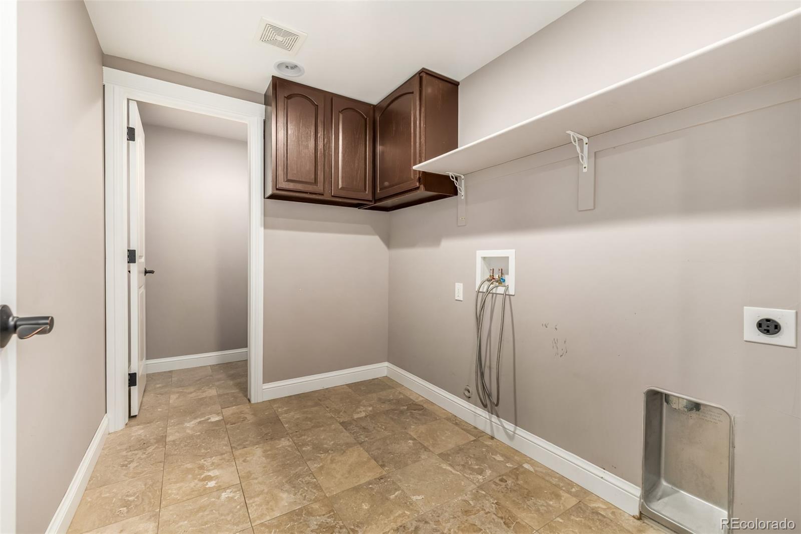 8159 Vivian Street Arvada CO 80005