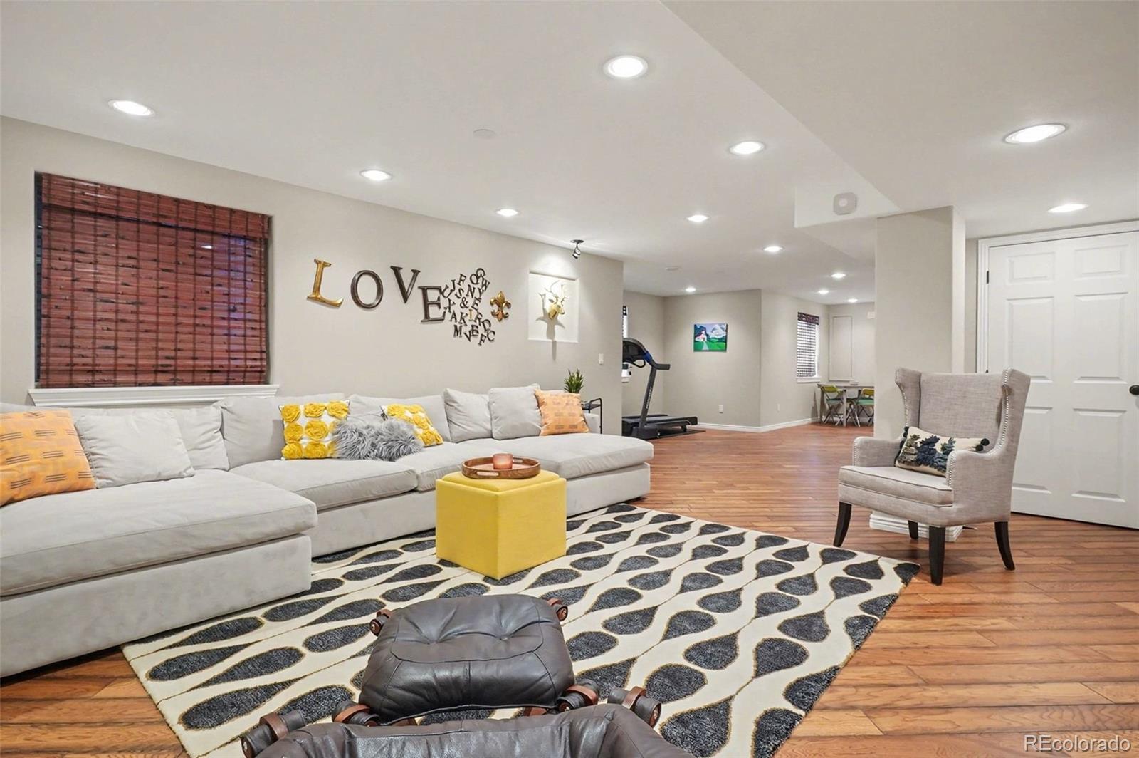 9229 Aspen Creek Way Highlands Ranch CO 80129