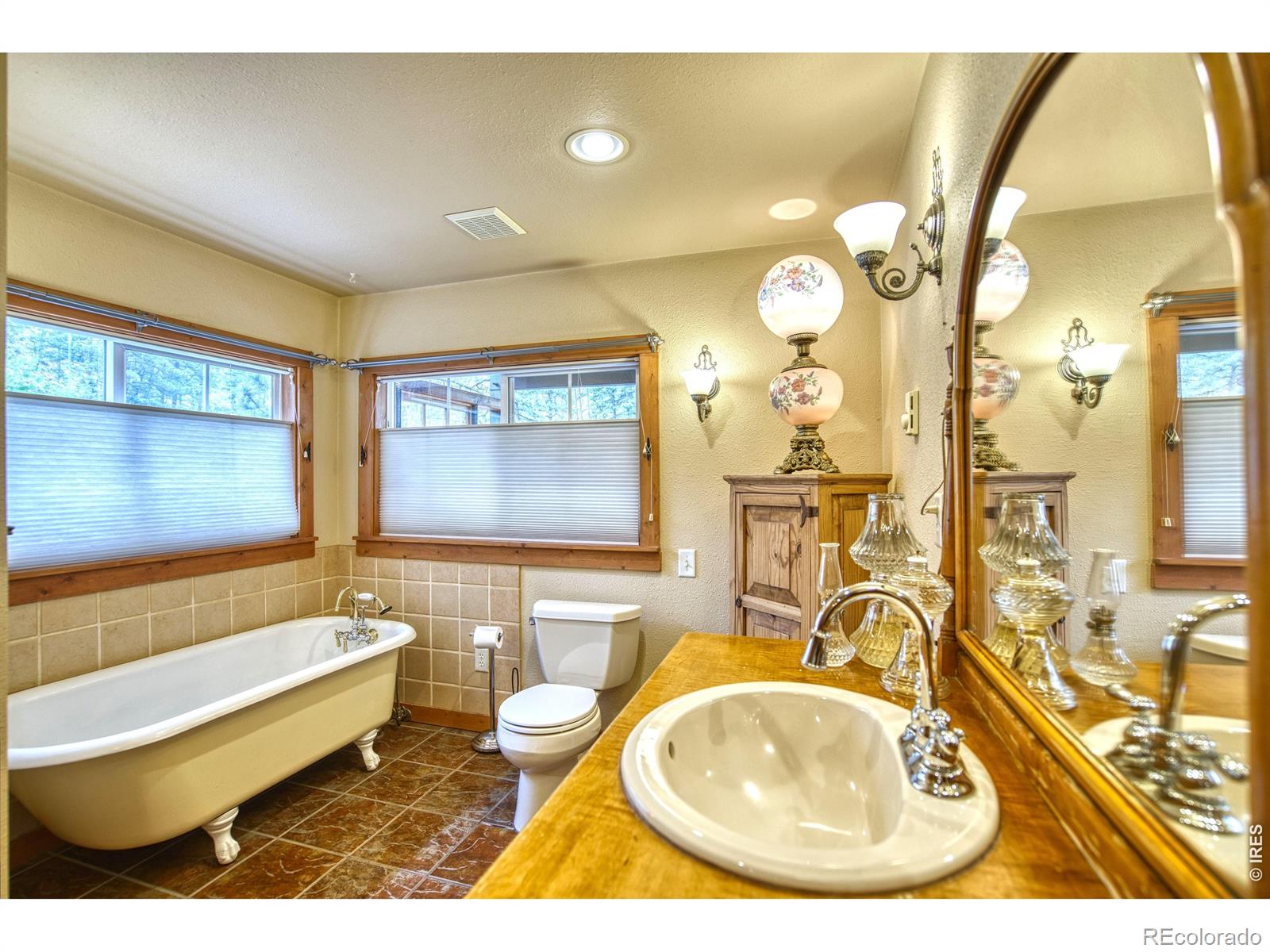 57 Falls Creek Drive Bellvue CO 80512