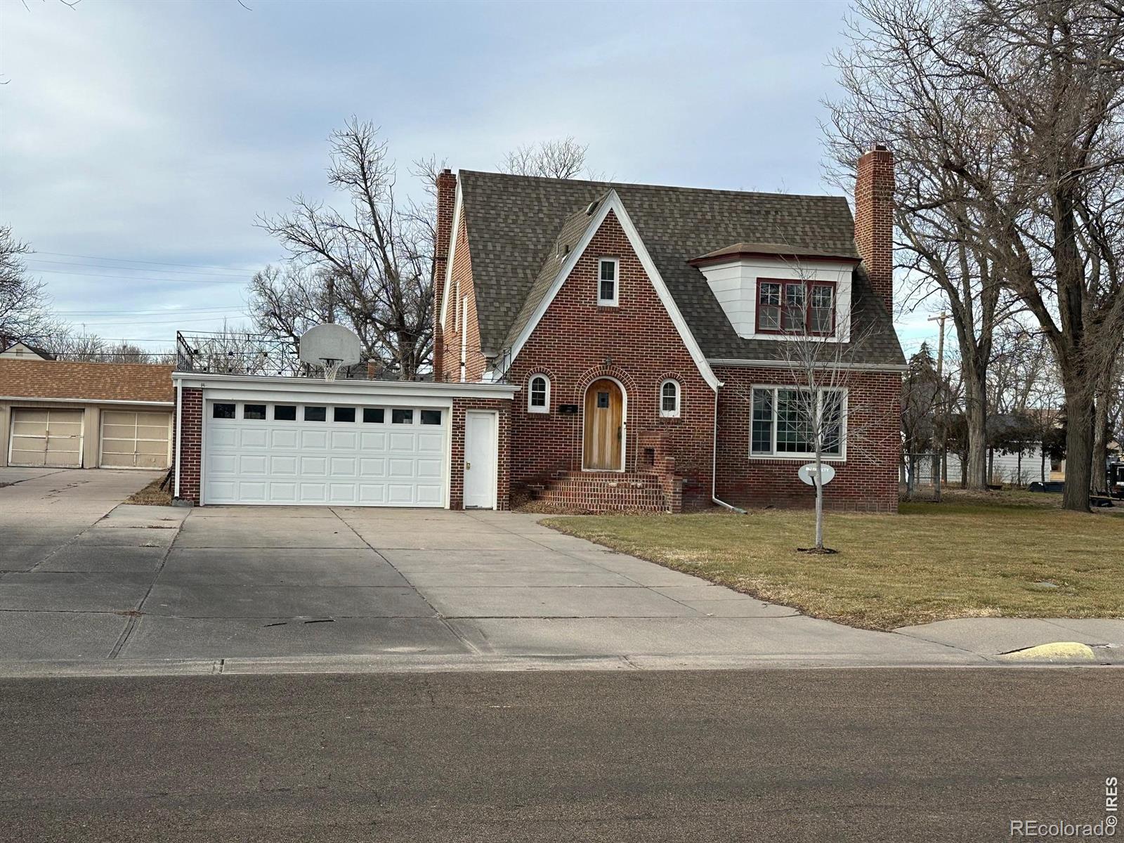 312 W 6th Street Julesburg CO 80737