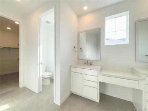 24625 E Kettle Court Aurora CO 80016