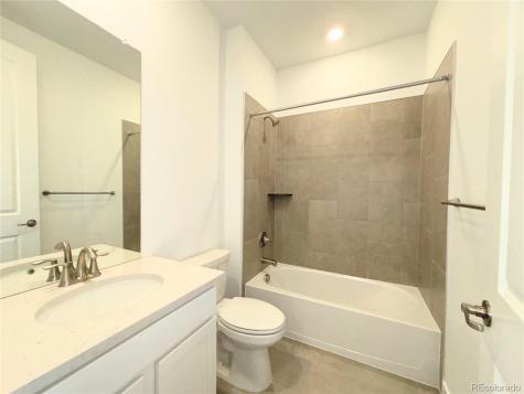 24625 E Kettle Court Aurora CO 80016