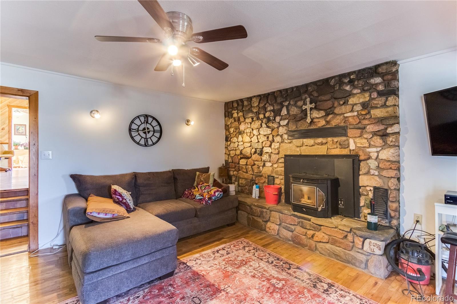 137 Cucharas Street La Veta CO 81055