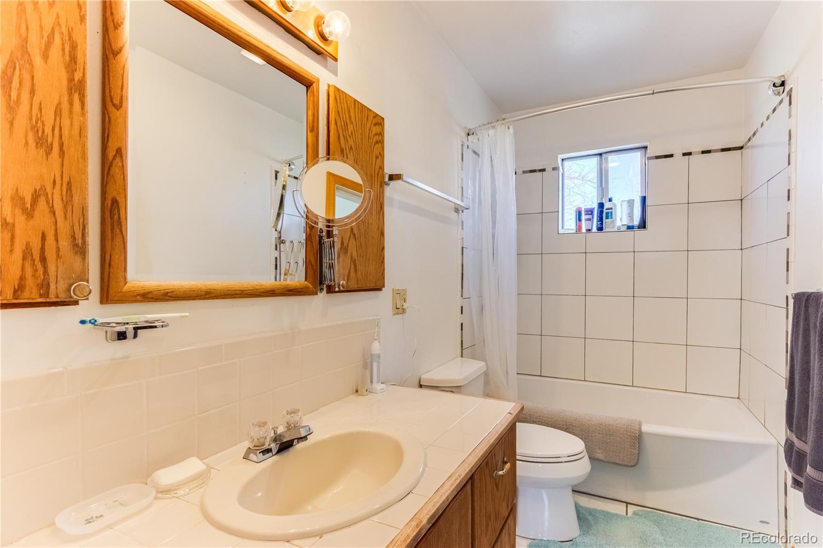 137 Cucharas Street La Veta CO 81055