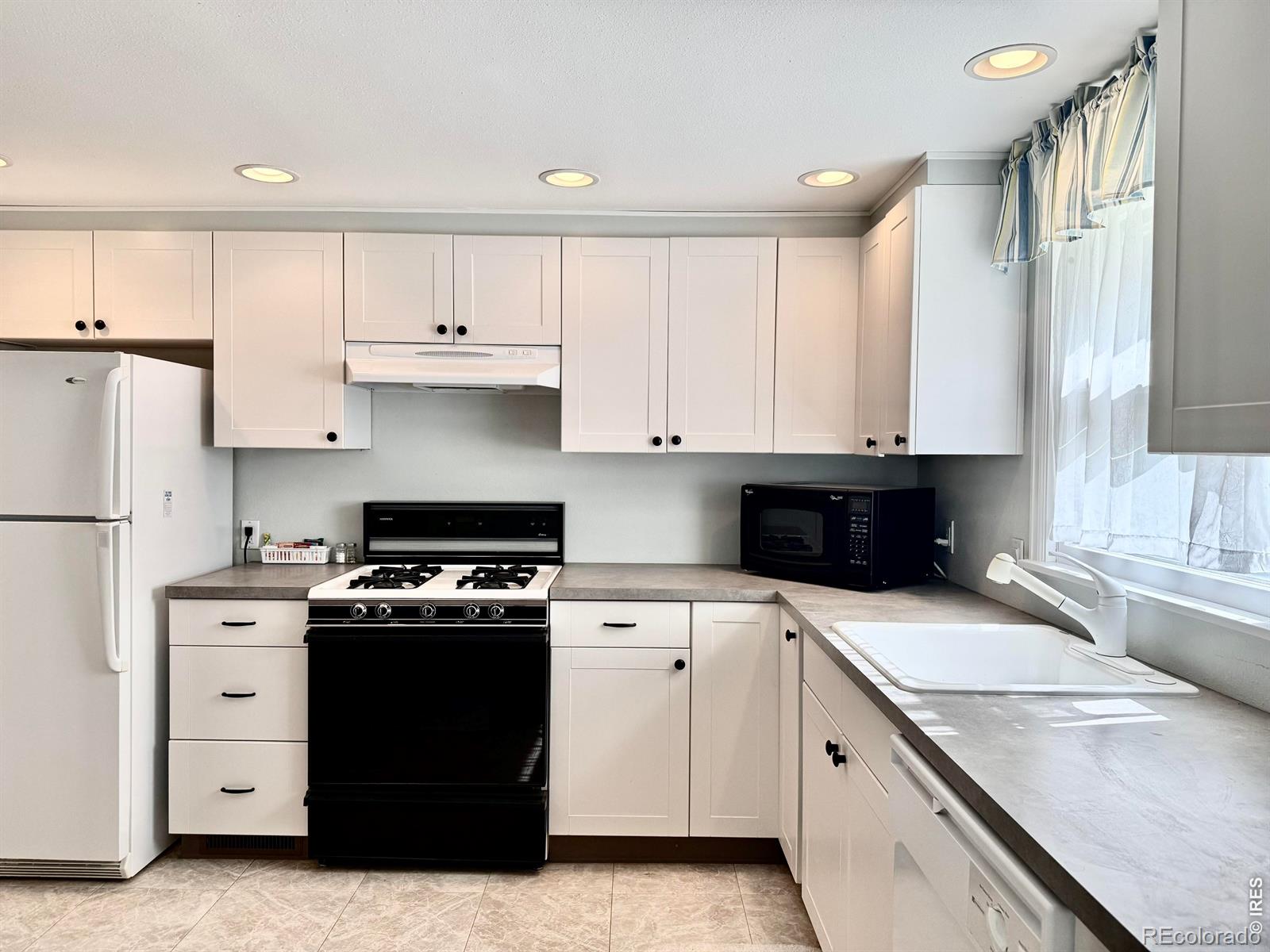 928 S Baxter Avenue Holyoke CO 80734