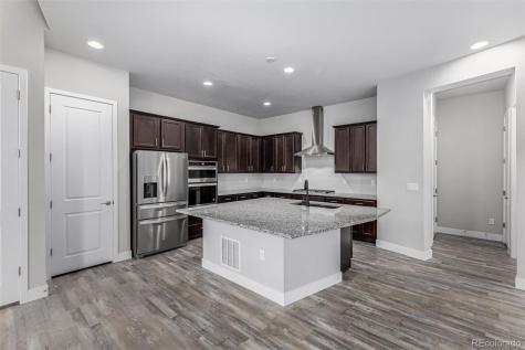 6034 N Nepal Street Aurora CO 80019