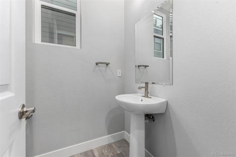 6034 N Nepal Street Aurora CO 80019
