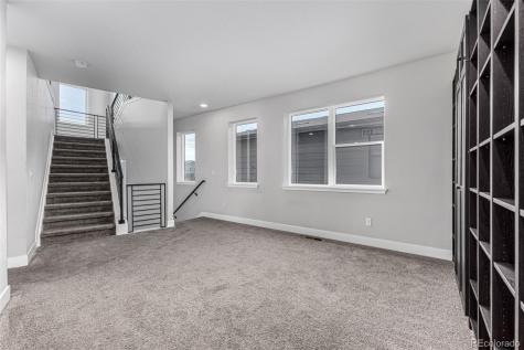6034 N Nepal Street Aurora CO 80019