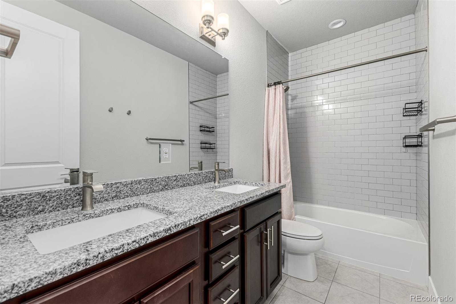 6034 N Nepal Street Aurora CO 80019