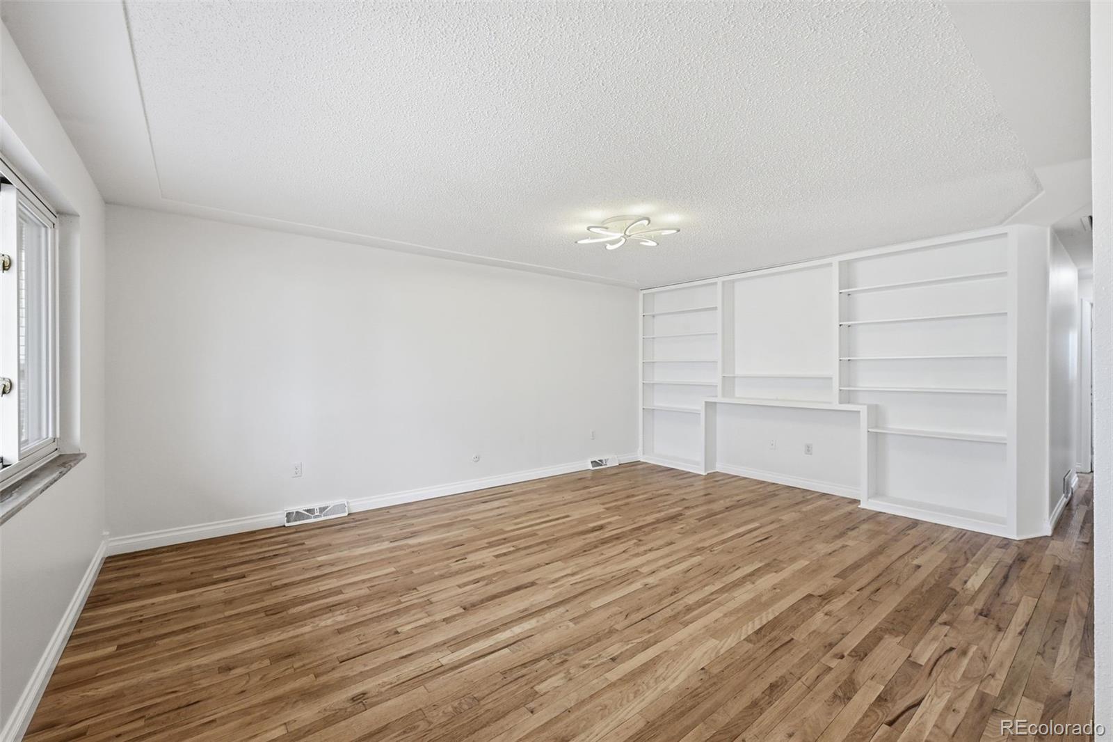 1042 S Holland Court Lakewood CO 80226
