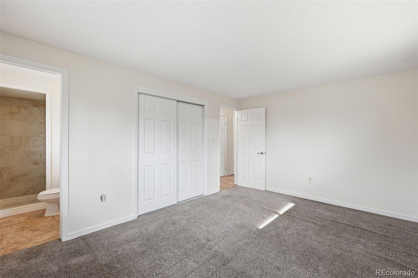 1042 S Holland Court Lakewood CO 80226