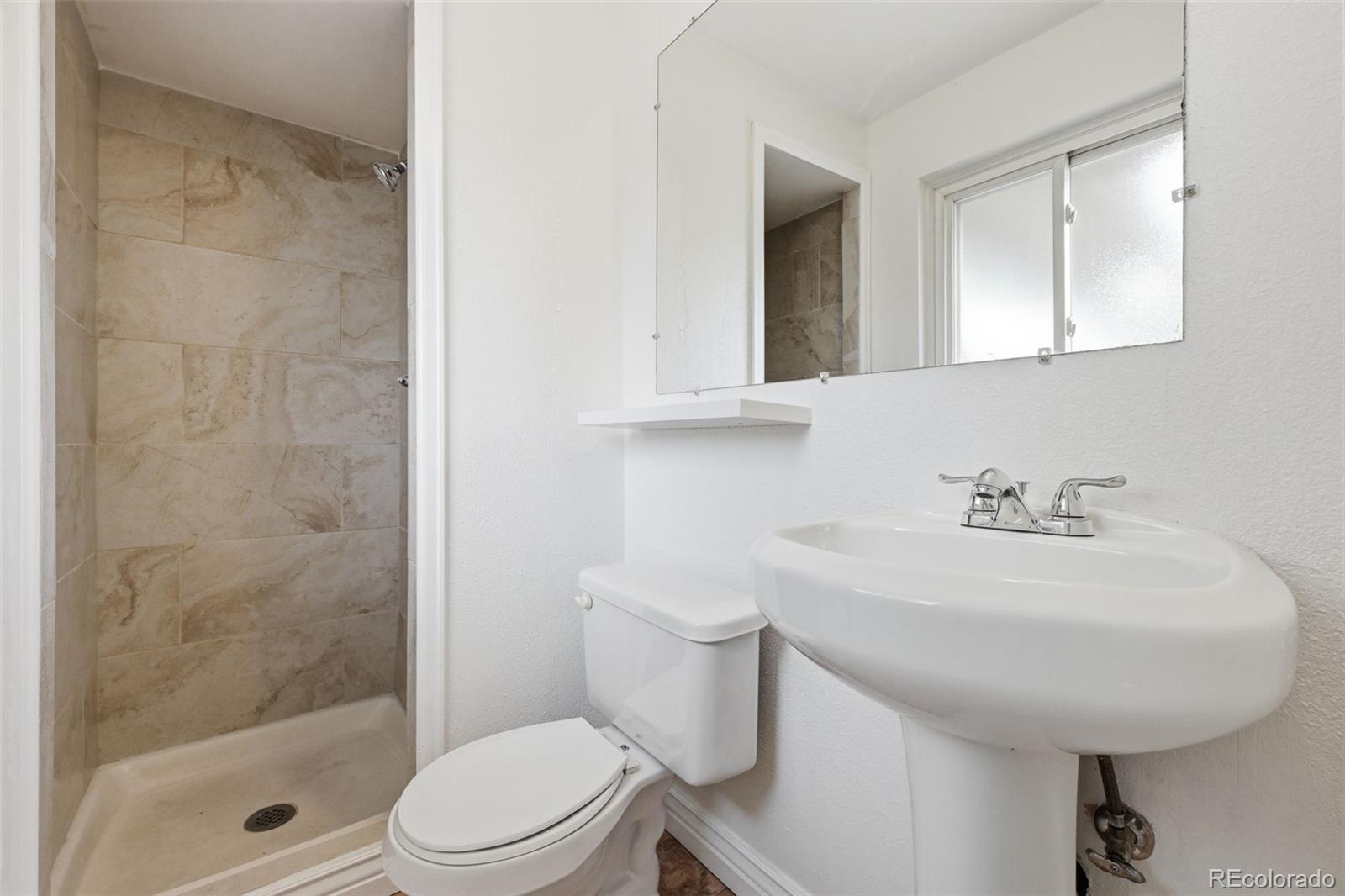 1042 S Holland Court Lakewood CO 80226
