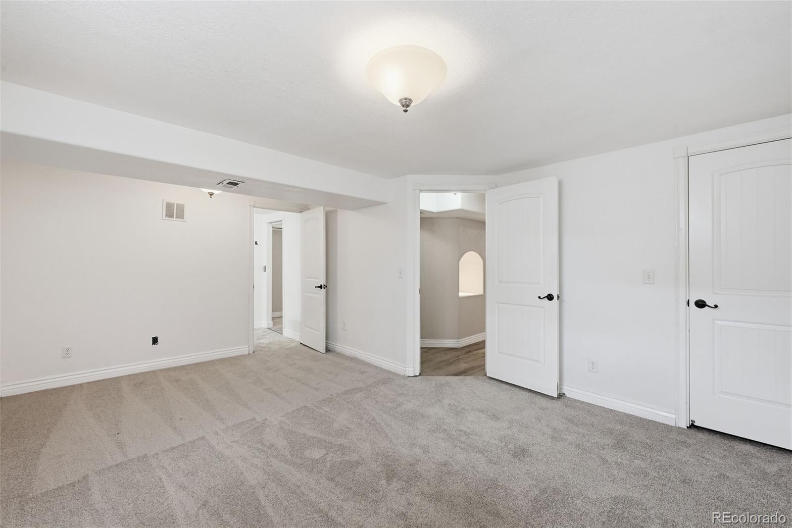 1042 S Holland Court Lakewood CO 80226
