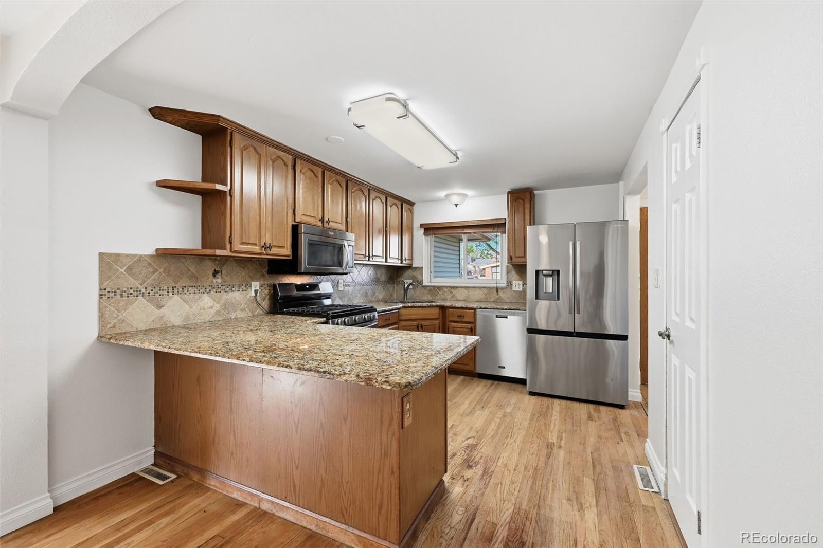 1042 S Holland Court Lakewood CO 80226