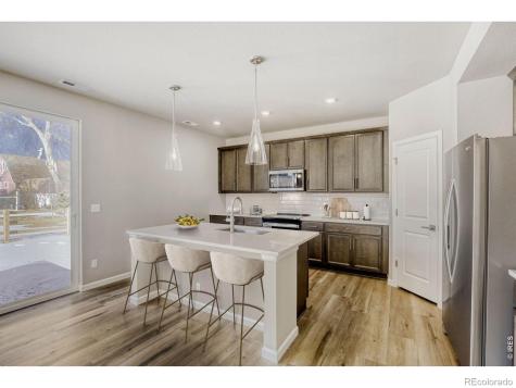 656 Noola Street Windsor CO 80550
