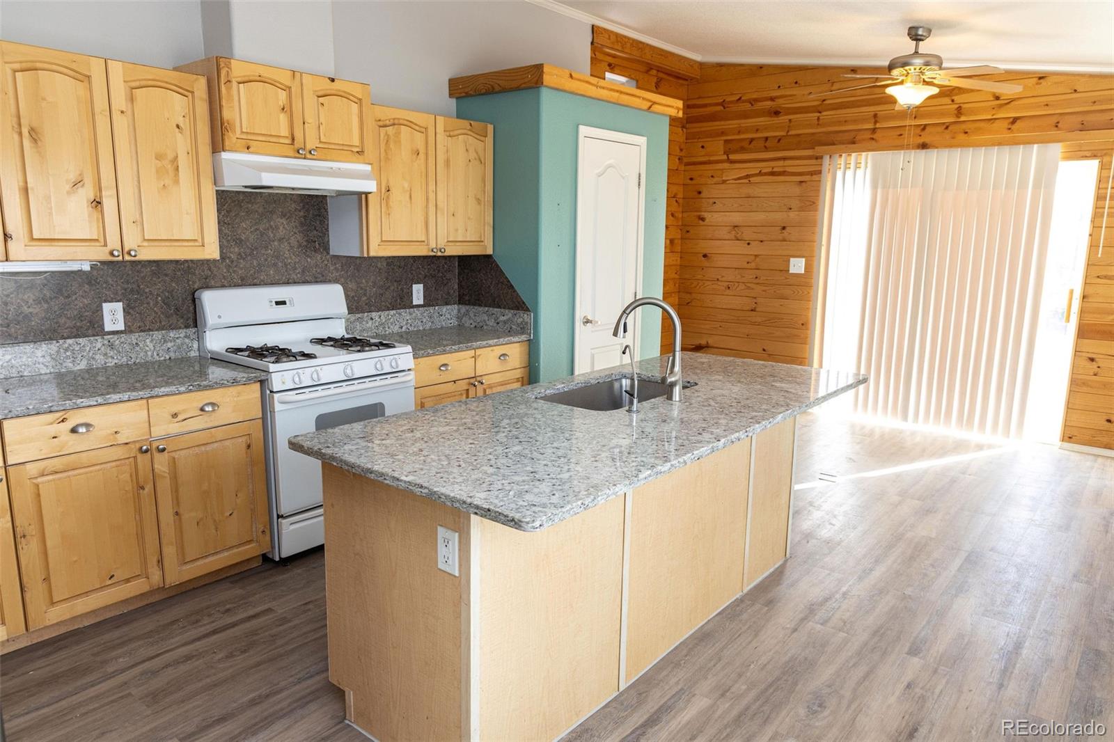 3211 Lane 2 North Mosca CO 81146