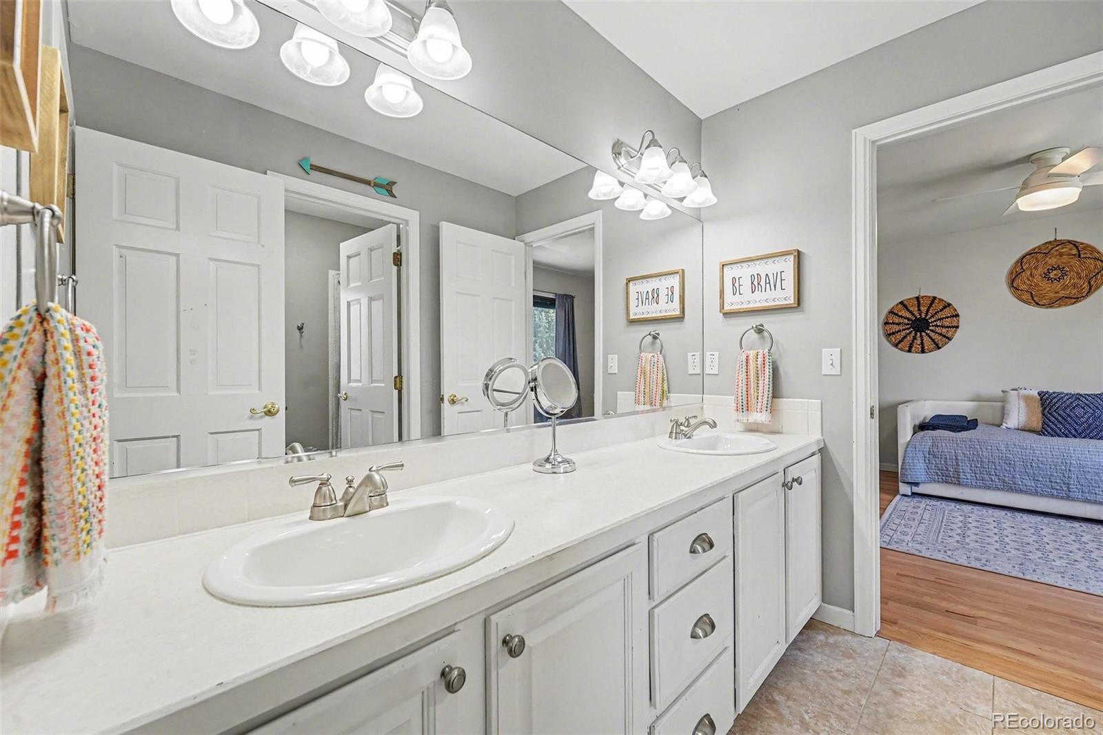 8201 Sawtooth Lane Niwot CO 80503