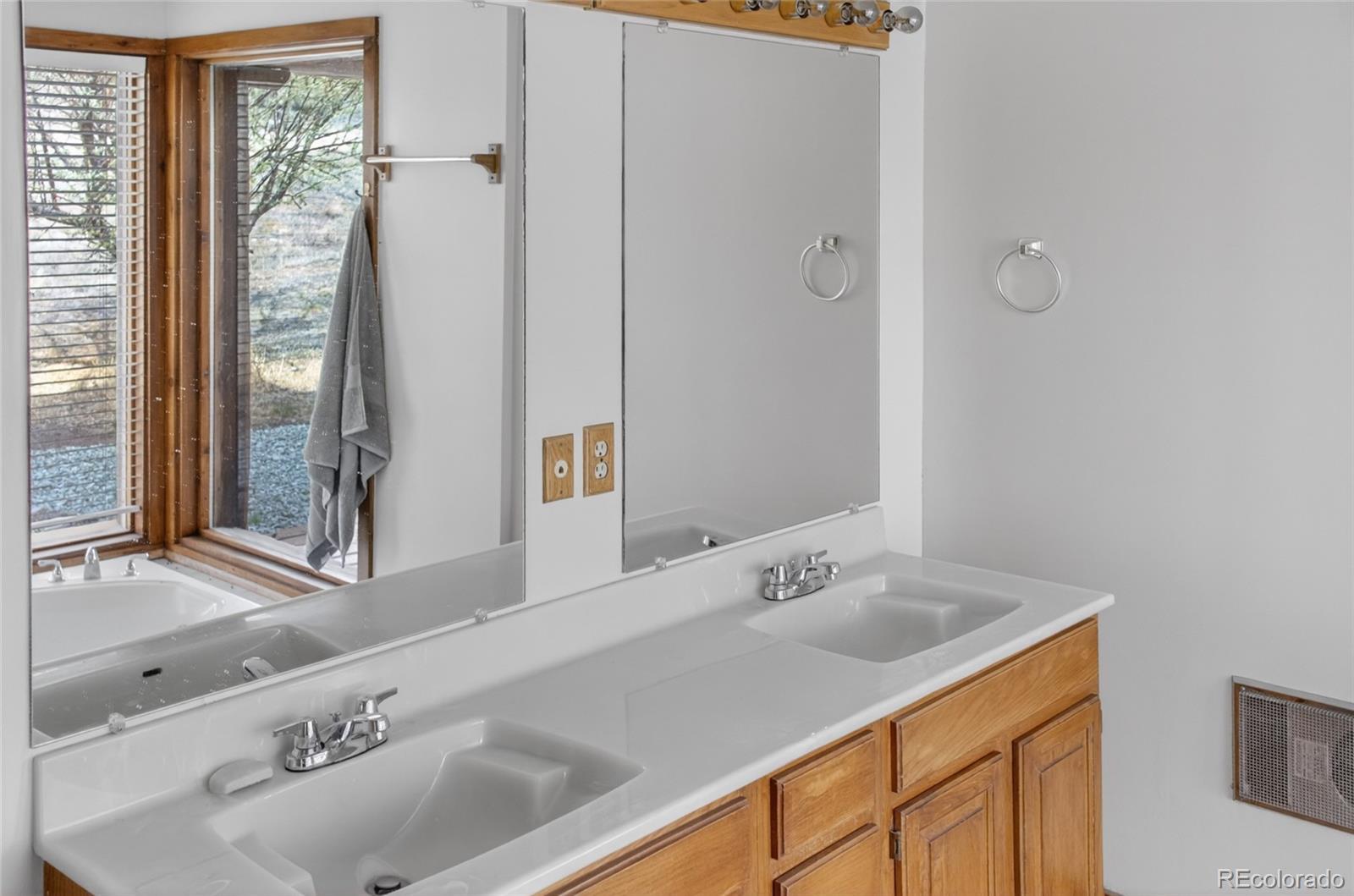34425 County Road 14.5 Blanca CO 81123