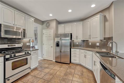 5625 S Buchanan Street Aurora CO 80016