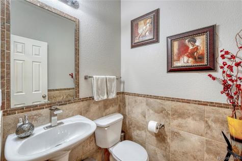 5625 S Buchanan Street Aurora CO 80016