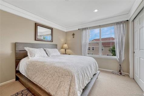 5625 S Buchanan Street Aurora CO 80016