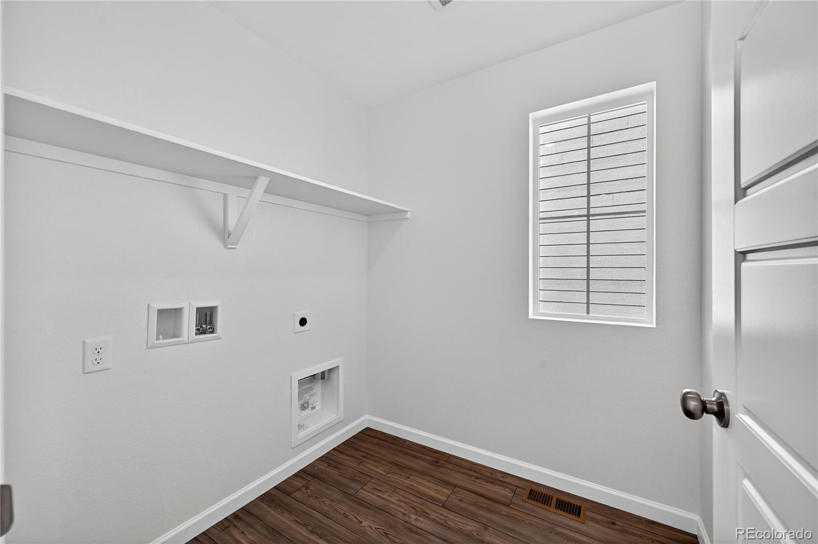 3287 N Duquesne Way Aurora CO 80019