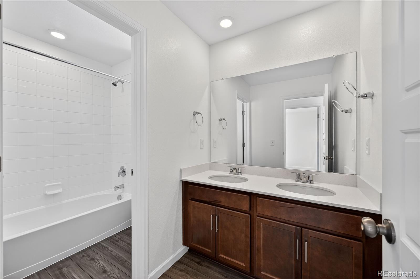 3287 N Duquesne Way Aurora CO 80019