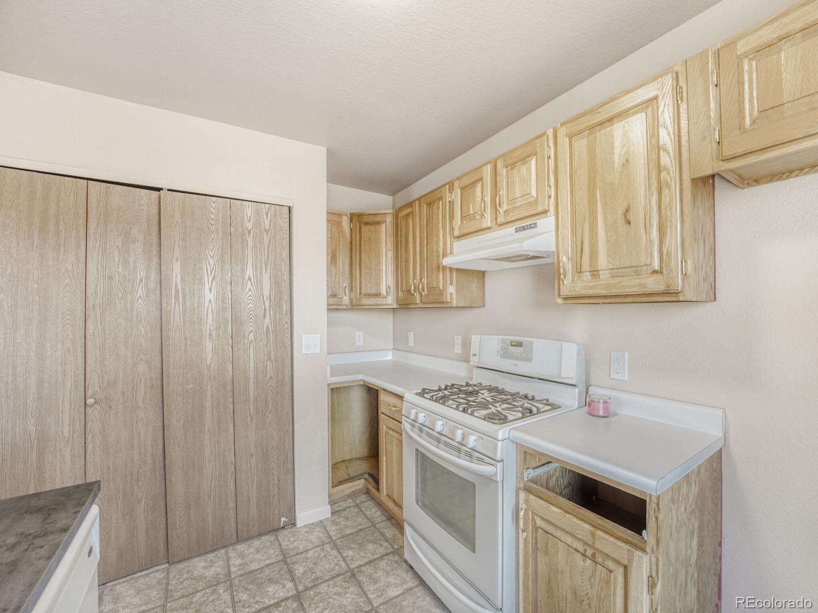 23341 E Saratoga Circle Aurora CO 80016