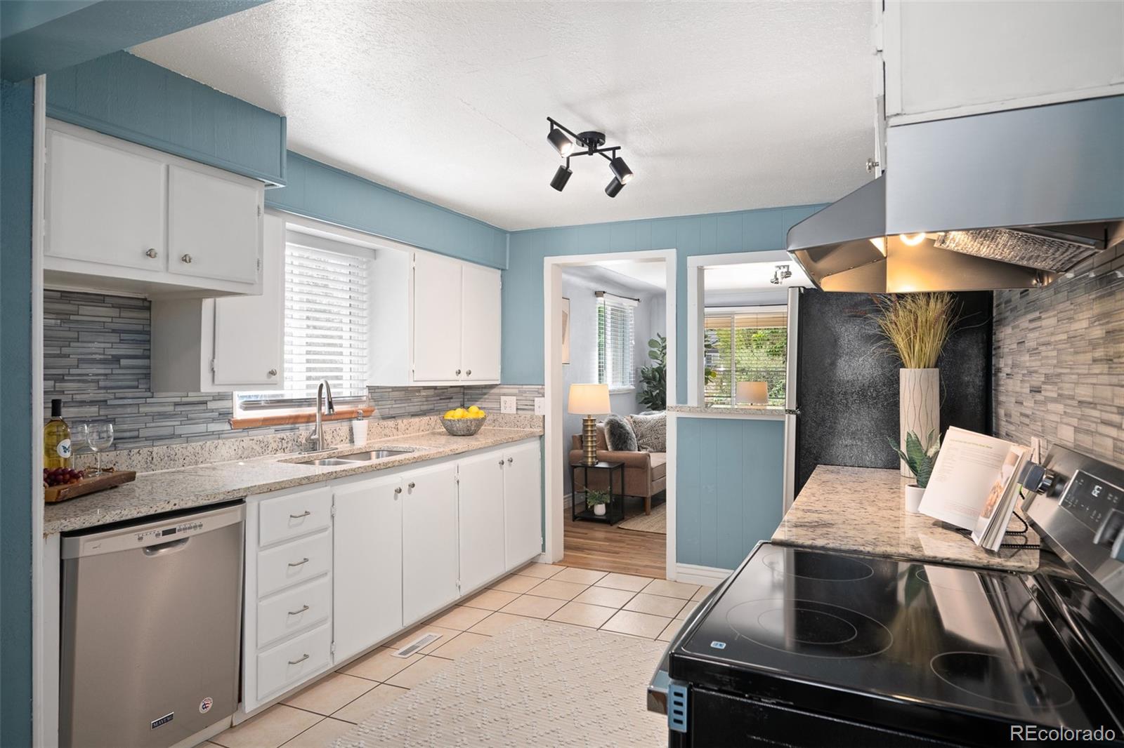4928 Julian Street Denver CO 80221