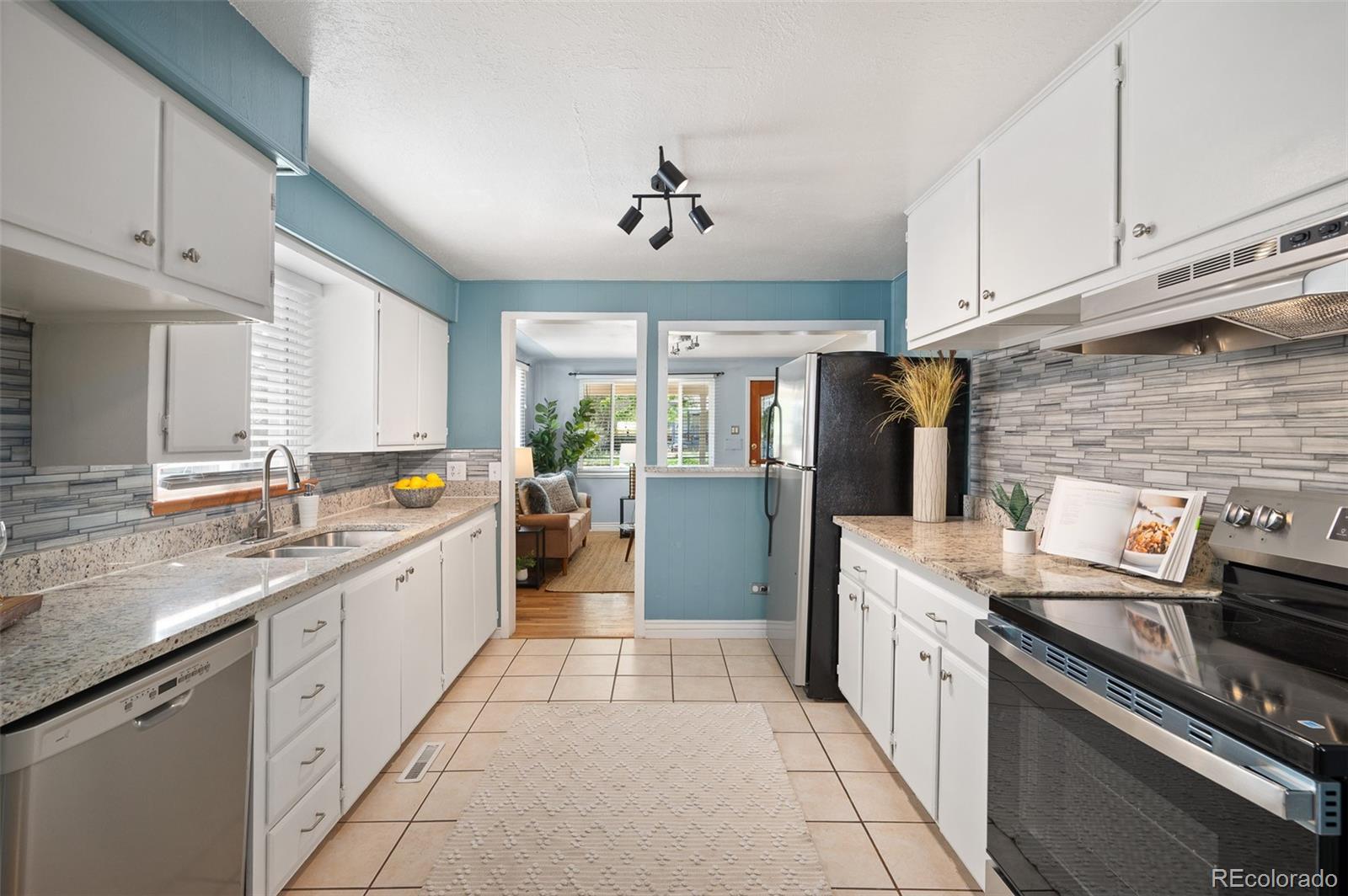 4928 Julian Street Denver CO 80221