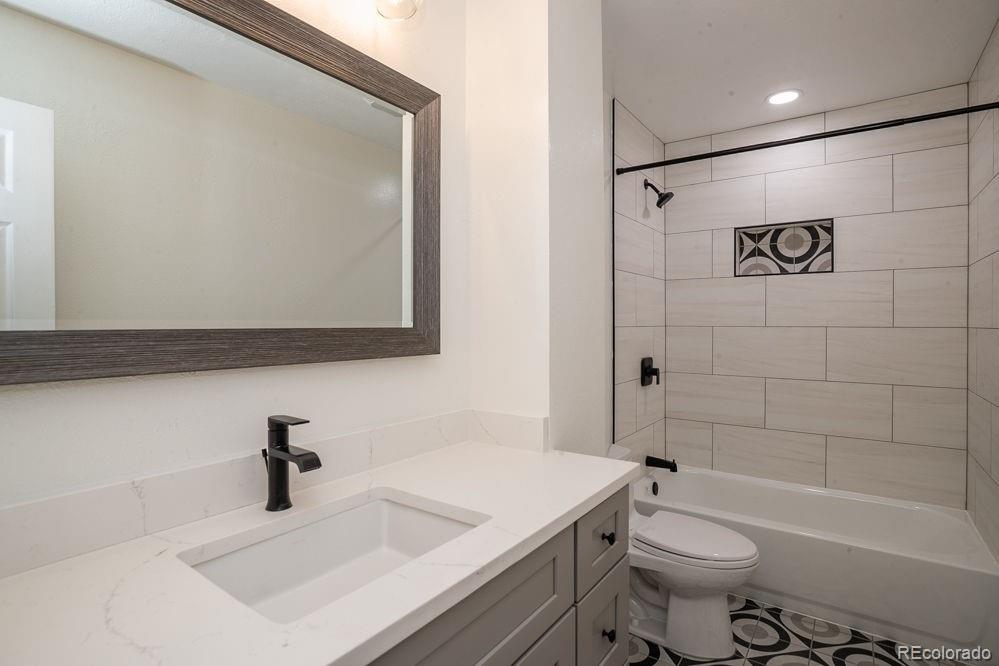 2308 S Lima Street Aurora CO 80014