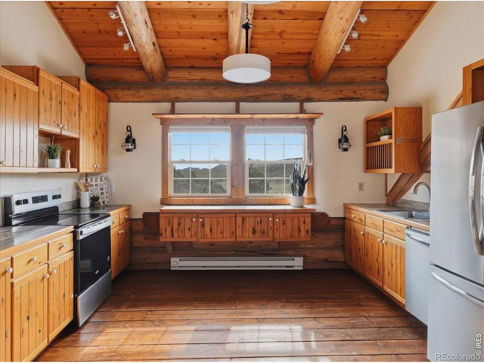 1652 Eiger Road Livermore CO 80536