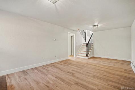 362 Salem Street Aurora CO 80011