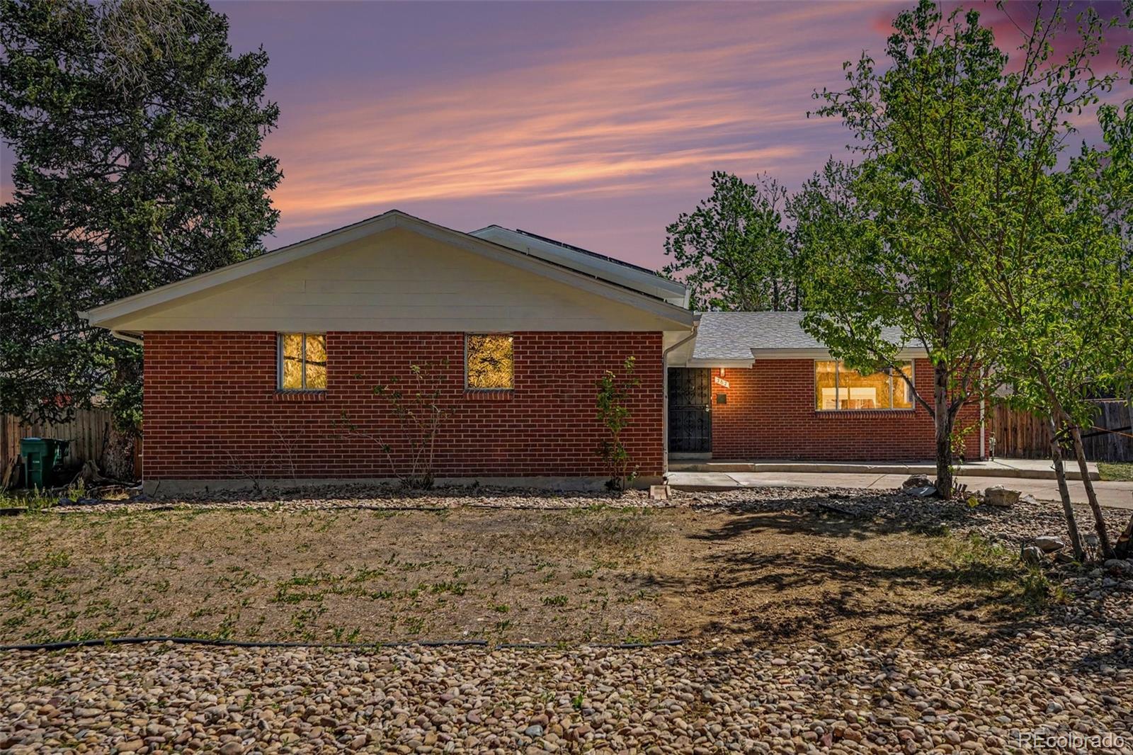 362 Salem Street Aurora CO 80011